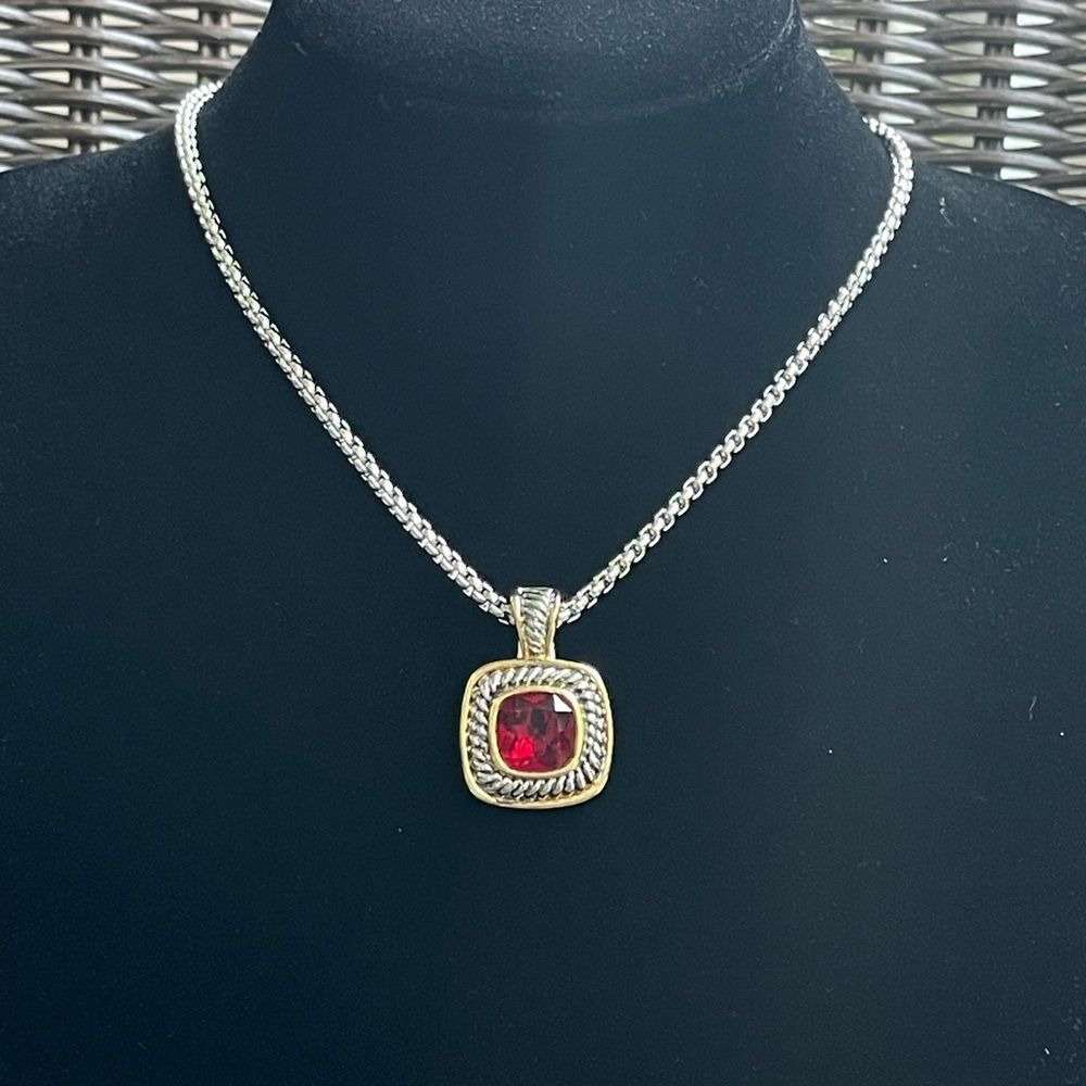 DENKAYS STATEMEANT  NECKLACE GULMAL